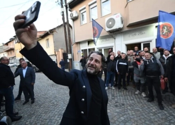 Përparim Rama në takime me plot qytetarë e entuziazëm: Prej Matit deri në Prishtinën e Vjetër