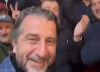 Përparim Rama pritet me entuziazëm në rrugën “Bajram Kelmendi”, atmosferë fantastike një javë para zgjedhjeve