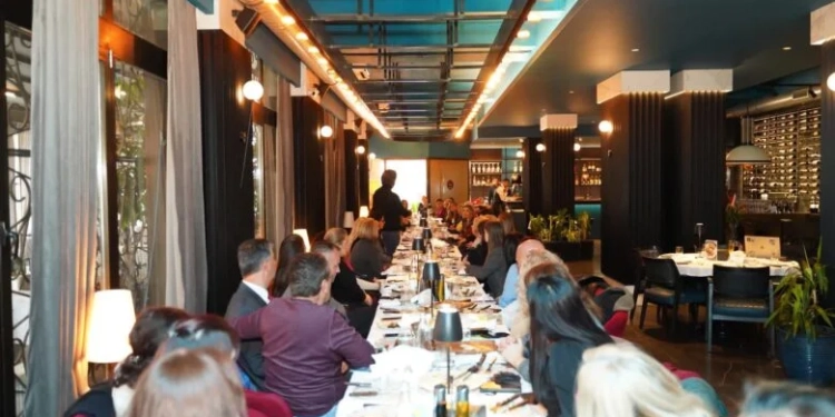 Përparim Rama në takim me mësimdhënës: Mësimi tërëditor, reformë progresive