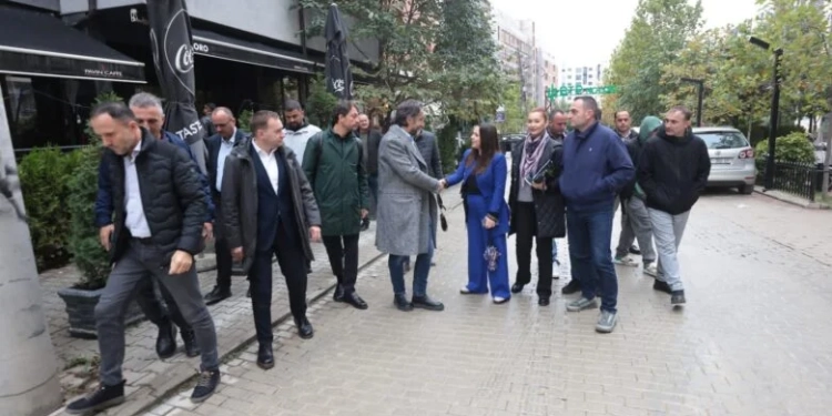 Përparim Rama premton mbështetje për rrugën Muharrem Fejza: Kemi zgjidhur shumë probleme, do të vazhdojmë