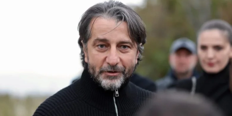 Përparim Rama përuron 3.2km shtigje vrapimi, zotohet se për dy vjet gjithë Gollaku do të jetë i lidhur me shtigje të reja vrapimi