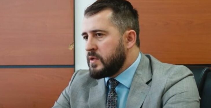 Lushtaku: Egocentrizmi i Kurtit e mbylli çdo mundësi bashkëpunimi mes PDK-së dhe VV-së