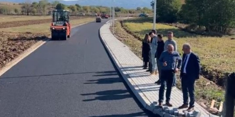 Bali Muharremaj: Asfaltohet “Rruga e Shkupit” që lidh Tërrnjen, Studençanin dhe Nëpërbishtin