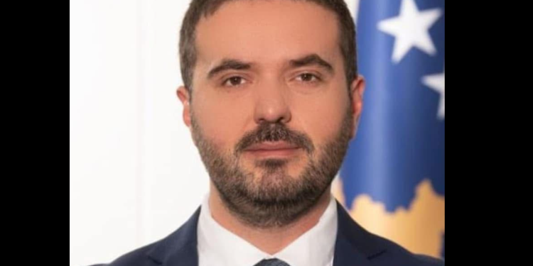 Presidenca shpreh ngushëllime për ndarjen nga jeta të Petrit Hotit, zyrtar në kabinetin e Osmanit