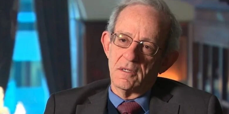 Profesori amerikan tregon arsyet pse u takua me Thaçin në Hagë