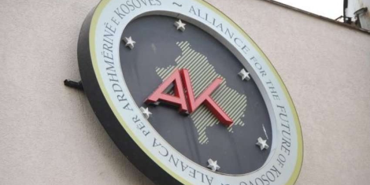 U vetëquajt nënkryetare, reagon AAK në Prizren: S’e ka ushtruar asnjëherë këtë funksion- Ishte kandidate për asamble, mori 24 vota