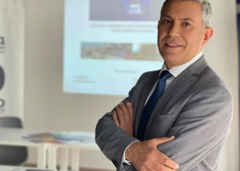 Ish-sekretari dhe ish-shefi i prokurimit të MI-së lirohen nga akuzat për korrupsion
