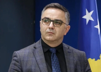Tahiri: Shihet nga aeroplani që vendimet e Kurtit sot janë tentimblerje të votës së nevojlive