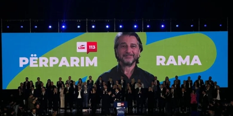 Unaza e jashtme, Spitali, Parku Memorial “Ibrahim Rugova” e “Adem Jashari” – Rama prezanton premtimet në tubimin përmbyllës