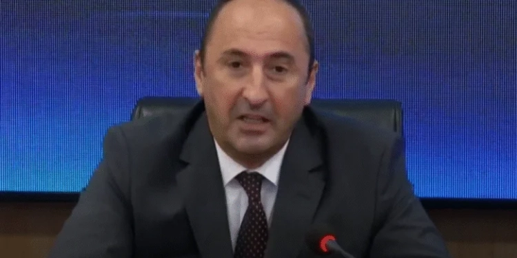 Aliu: S’është e lehtë, këtu më shohin si të Kosovës, atje si të Shqipërisë