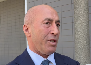 Haradinaj-Kurtit: Marre, me qeverinë tonë pensioni do jetë 200 euro e paga minimale 600
