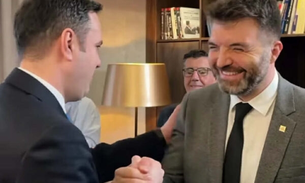 Abdixhiku: Sa më shpejt që bojmë politikanë me inteligjencë artificiale, hjeken kta krejt