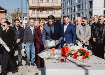 36 vjet nga rënia e Afrim Zhitisë dhe Fahri Fazliut, Krasniqi: Amaneti i tyre jeton në kujtesën dhe veprën tonë