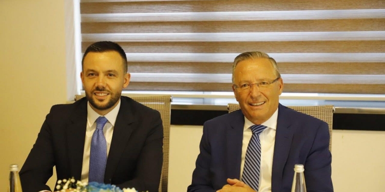 Hamza uron fitoren e Pecit në Mitrovicë: Jemi partia e parë me asamblistë, Ariani dëshmoi integritet