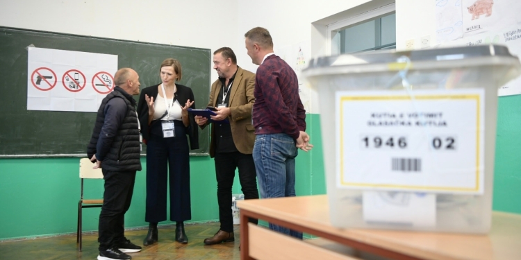 Bashkimi Evropian vëzhgon nga afër balotazhin në Prishtinë
