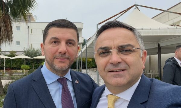 Tahiri: Memli u përball me dy sfida – unitetin e PDK-së dhe ruajtjen e trashëgimisë së lidershipit në Hagë