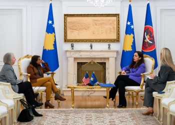Shpërndau Kuvendin e caktoi zgjedhjet e reja, Osmanit i shkon në zyre diplomatja amerikane
