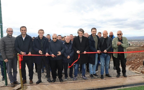 Inaugurohet stadiumi i ri i KF Prishtina e Re në Hajvali