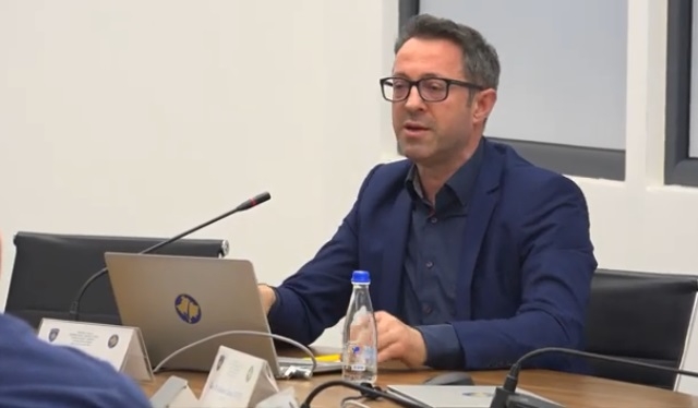 Pasi i dështoi propozimi në KQZ, burri i Albulena Haxhiut eskalon ndaj partive tjera