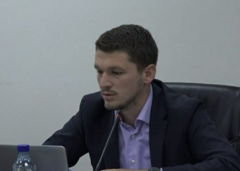 Anëtari i KQZ-së nga PDK-ja: Shifrat e VV-së për fletëvotimet në Mitrovicë janë të pasakta
