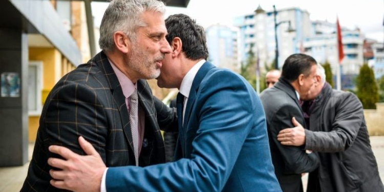 “Kalkuluam dëmin më të vogël…” | Faruk Mujka i “Ibër Lepencit” e pranon se me vetëdije e lëshuan ujin që përmbyti vendpunishten e urës në Mitrovicë