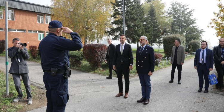 Shefi i EULEX viziton Shërbimin Korrektues të Kosovës