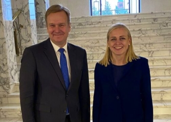Sorensen takohet me kryediplomaten finlandeze, thotë se diskutuan në “detaje” për dialogun Kosovë-Serbi