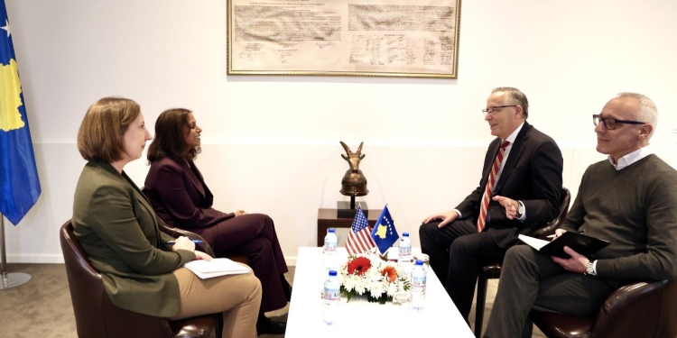 Hamza takon përfaqësuesit e SHBA’së, paralajmëron zgjedhje të reja