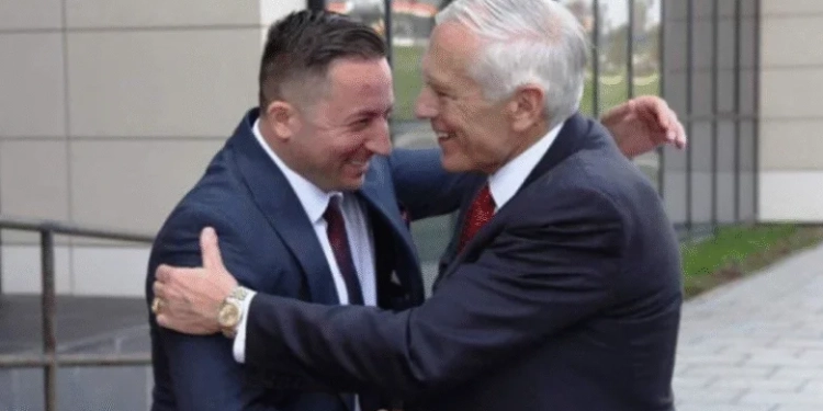 Mehaj falënderon gjeneralin Wesley Clark: Mik i kombit dhe njeri i së vërtetës