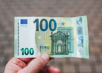 “Ndarja e 100 eurove për studentë, keqpërdorim elektoral i parasë publike”