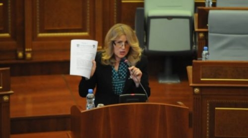 Ish-deputetja e PDK-së, presidentes Osmani: Mos u viktimizo, kritika nuk është sulm ndaj gjinisë