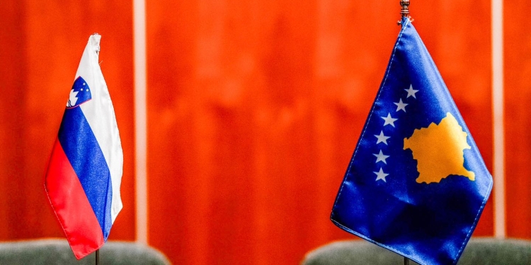 Sllovenia njeh patentë-shoferët e Kosovës