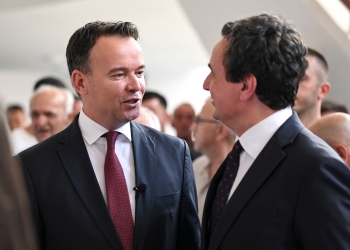 VV’ja në Mitrovicë i hakmerret LDK’së pas koalicionit me PDK’në, ia rrëmben një “kuadro”