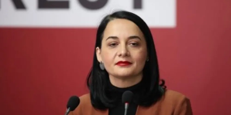 Fitore Pacolli arsyeton premtimin e pambajtur të Kurtit: Deshtëm me i ulë çmimet, po s’na la LDK-ja