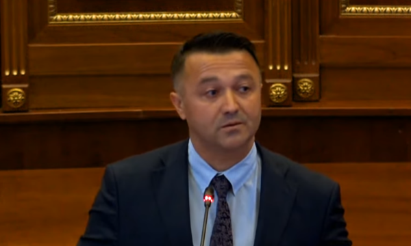 Berisha: Nuk kam vija të kuqe për askënd, nuk më ka kontakuar Glauku
