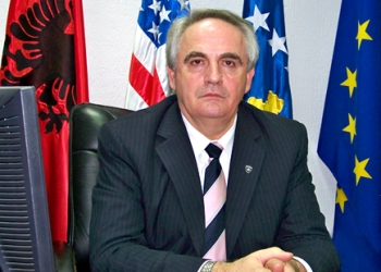 Dedaj i reagon Kurtit për 100 eurot për studentët: Nuk t’i ka lënë baba këto para