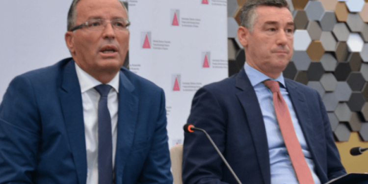 Pas djalit të Hashim Thaçit, tash edhe djali i Kadri Veselit tregon besimin e tij në Bedri Hamzën