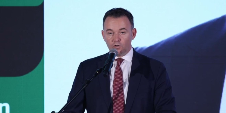 Peci “i hyn lakrave” në fjalimin e tij – përmend Rusinë, Serbinë, Radojçiqin dhe betejën e Isa Boletinit