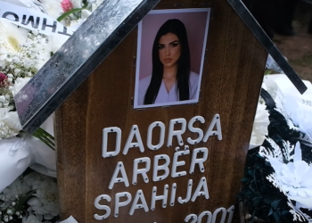 Varroset në vendlindje studentja nga Gjakova që vdiq para dy ditësh në Tetovë