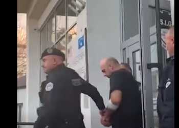 I dyshuari për vrasjen e dyfishtë në Malishevë lirohet nga spitali me pranga e i rrethuar me policë