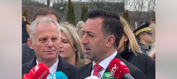 “Skënderbeu ngriti flamurin në Lezhë”, “ngatërrohet” edhe Dimal Basha
