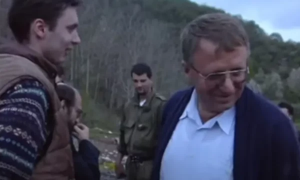 Gazetari kroat Margetiç thotë se Vuçiq ishte i përfshirë në vrasjet e ndodhura me snajper në Sarajevë: Ishte organizatori