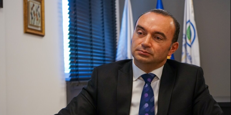 Rafuna: Bizneset u detyruan të dalin në tregun e lirë, kjo po e mbyt prodhimin vendor