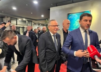 Krasniqi bashkë me Hamzën: Gara është e hapur