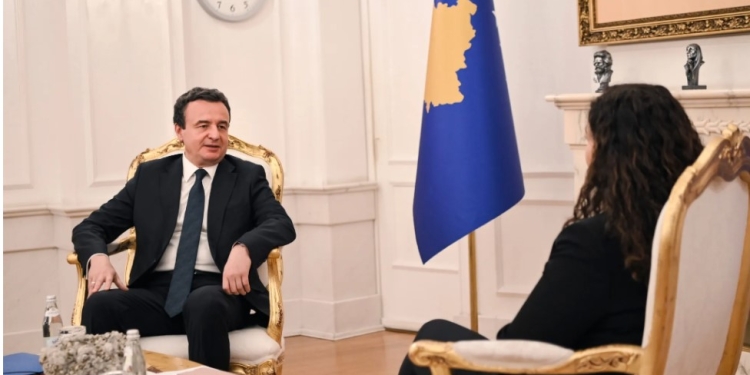Krasniqi: Osmani po tenton të sigurojë mandatin e dytë, duke ndihmuar haptas dhe paturpësisht VV-në