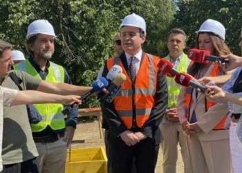 Përplasja që e çoi drejt fitores – Kur Përparim Rama e sfidonte direkt Kurtin: Mos e saboto kryeqytetin