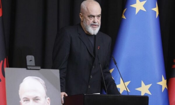 Fjalimi i plotë i Ramës për Nanon: Më vjen të mos të të them lamtumirë, por mos vdeksh kurrë
