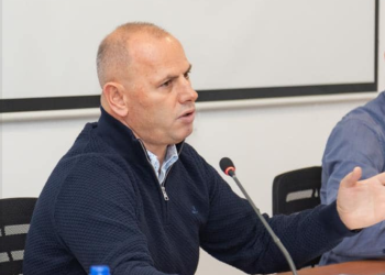 Lladrovci: Asnjë kusht për Bedri Hamzën – unë kam qenë dhe mbetem PDK