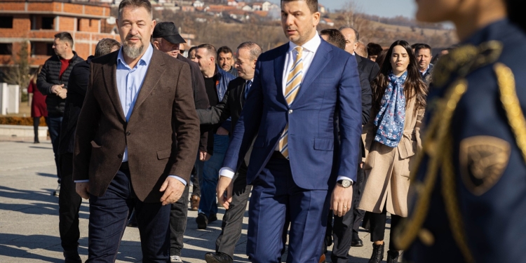 Sami Lushtaku: Dorëheqja e Krasniqit, le të shënojë një moment që unifikon edhe më tepër PDK-në