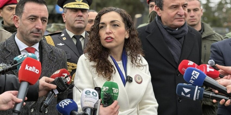 Presidentja Osmani uron Ditën e Forcës: Ushtria jonë është pasardhëse e denjë dhe krenare e UÇK-së